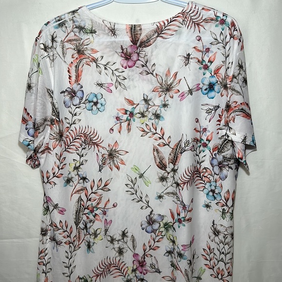 Essentials Milano Sheer Blouse Size XL White Flowers & Bugs - Picture 2 of 4